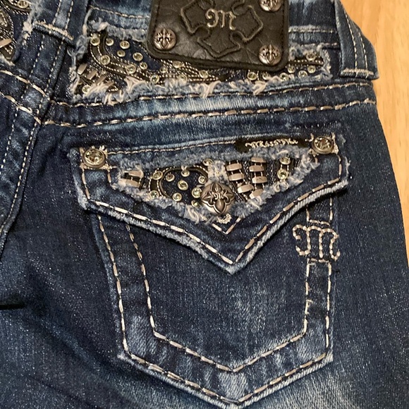 Miss Me Jeans - Picture 6 of 9